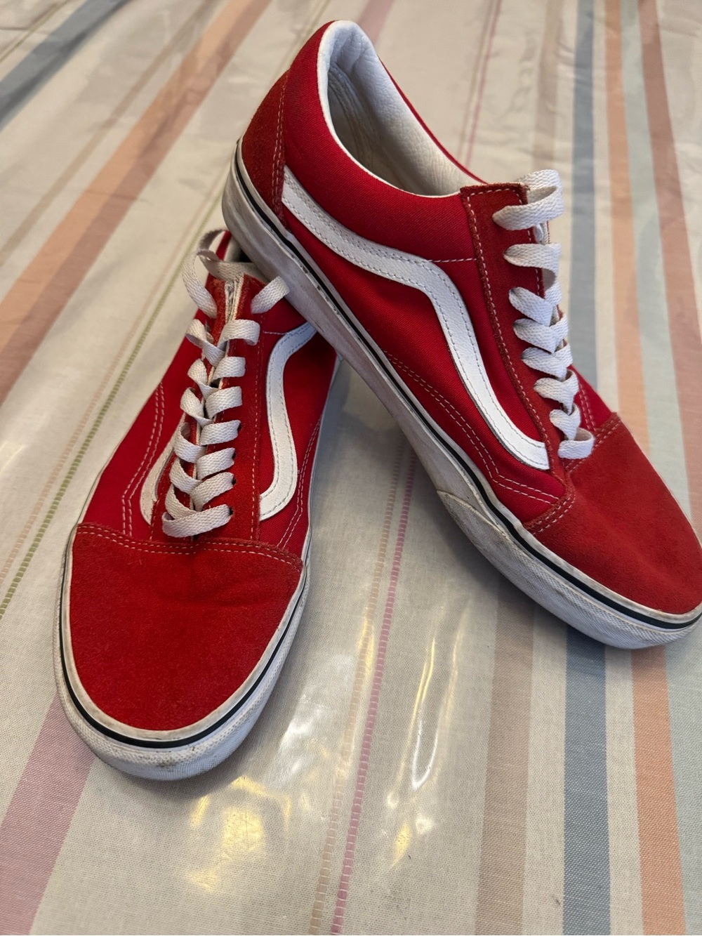 Red Vans Old Skool sneakers, Unisex.